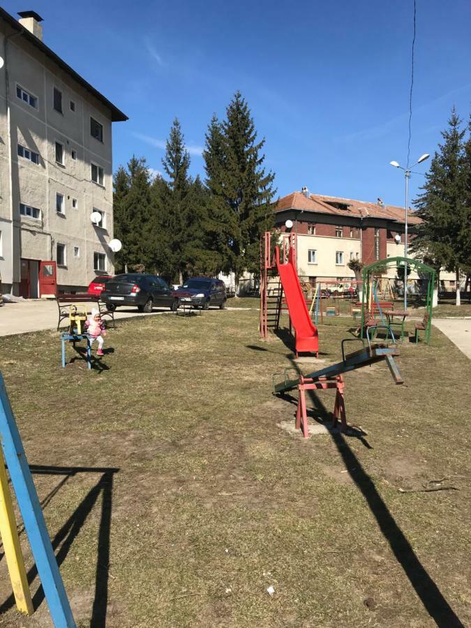 Garsoniera Mandrilor Leilighet Slănic Eksteriør bilde